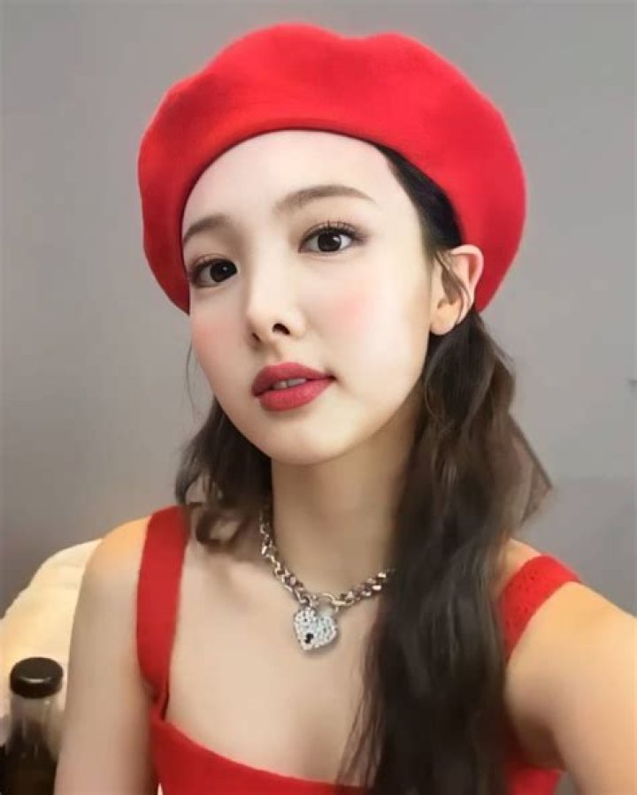 Nayeon, Kpop Girl Groups, Kpop Girls, Momo, Wife Material, Twice Kpop