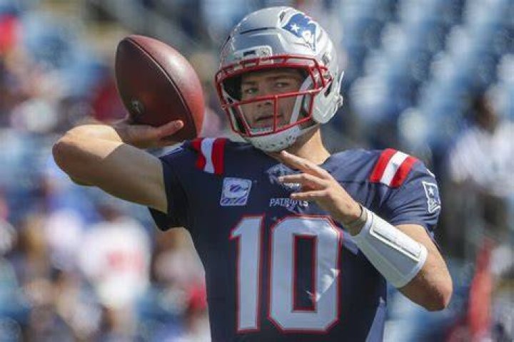 NFL QB Ages How Old Are The Quarterbacks? Michigan Messanger