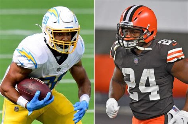 Nick Chubb, Austin Ekeler latest star running backs to get injured