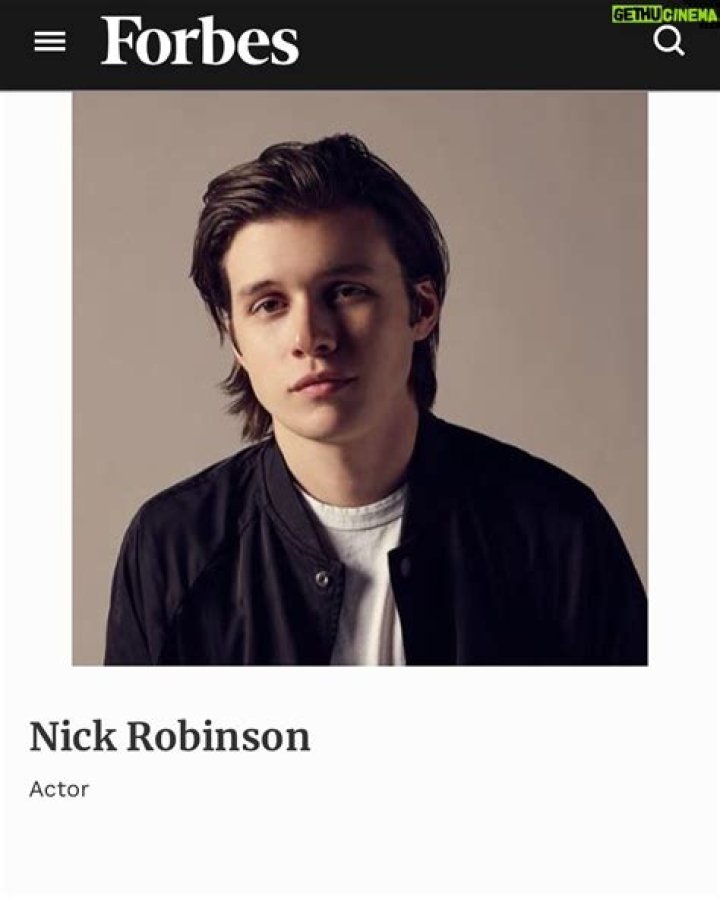 Nick Robinson Bio, Is He Dating Anyone?, Net Worth And Family Life
