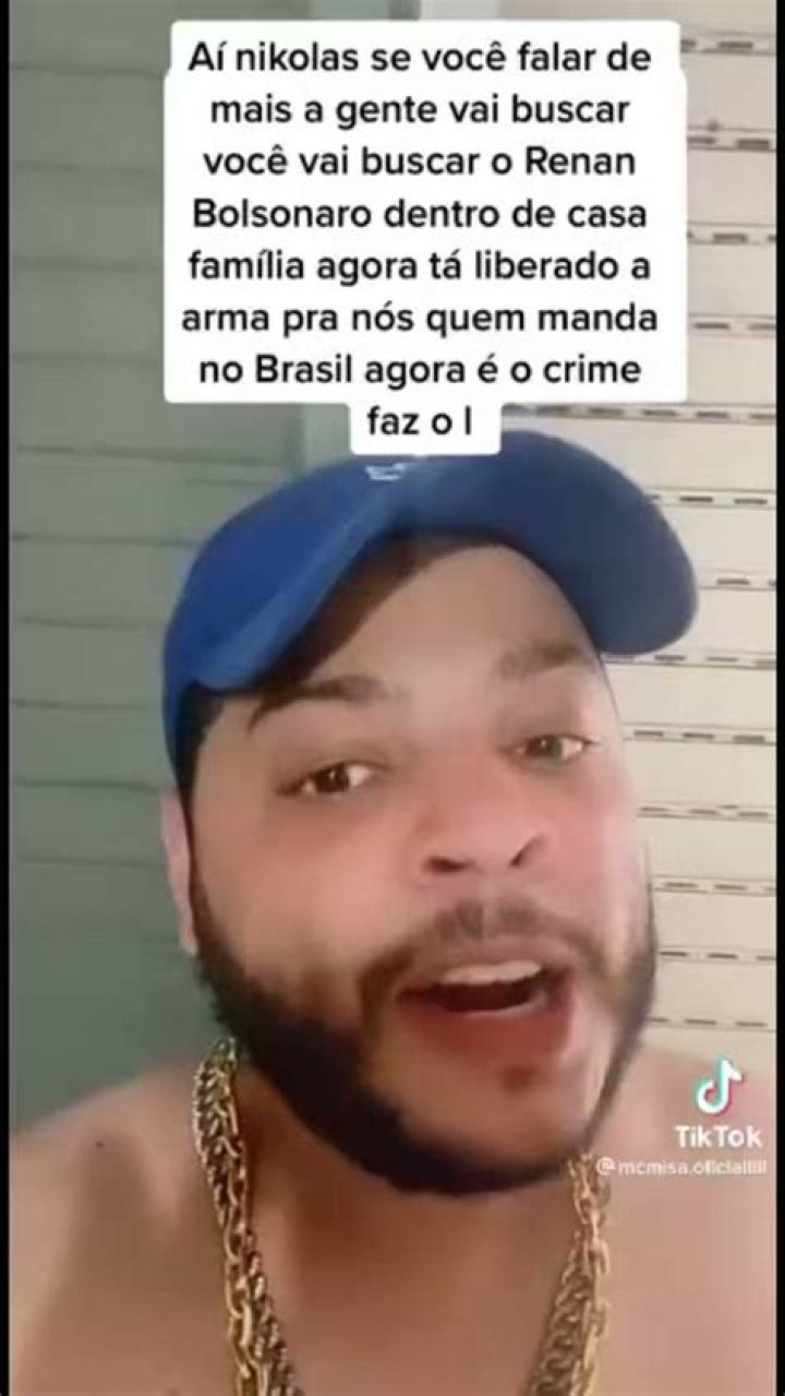 Nikolas Torres on Twitter "RT nikk650 Ada and Leon ️&zwj;🔥 Scene thanks