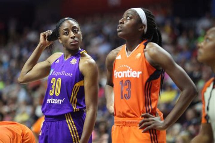 Nneka Ogwumike and the W.N.B.A.&rsquo;s Big, Complicated Moment The New Yorker