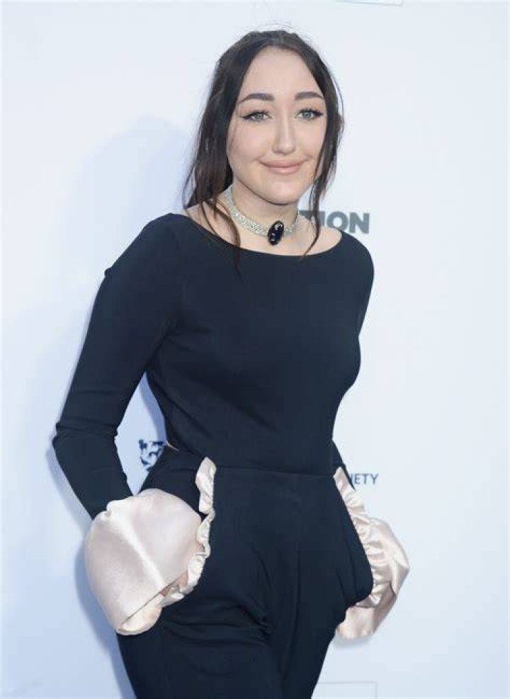 NOAH CYRUS at To the Rescue! Fundraising Gala in Los Angeles 04/22/2017