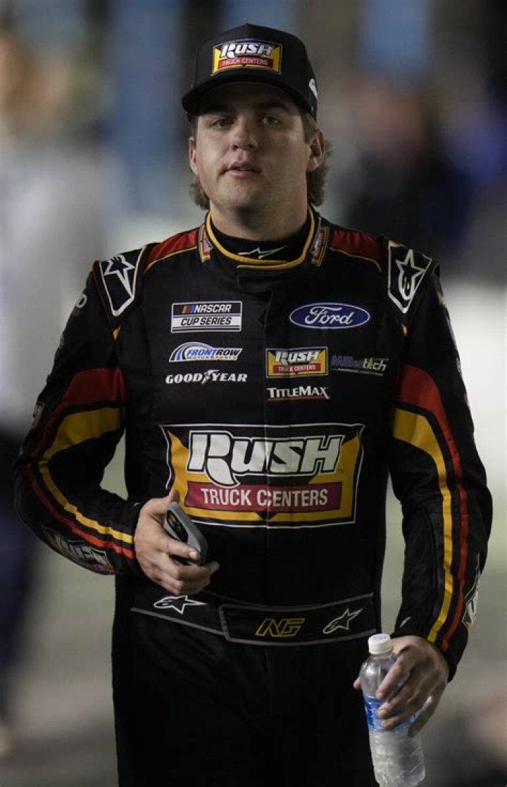 Noah Gragson's Net Worth, NASCAR Salary, Endorsements, and Girlfriend