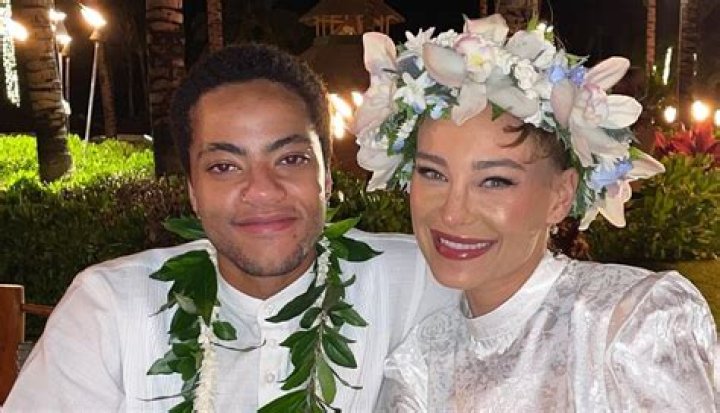 Oases News Sade Adu's transgender son marries his girlfriend