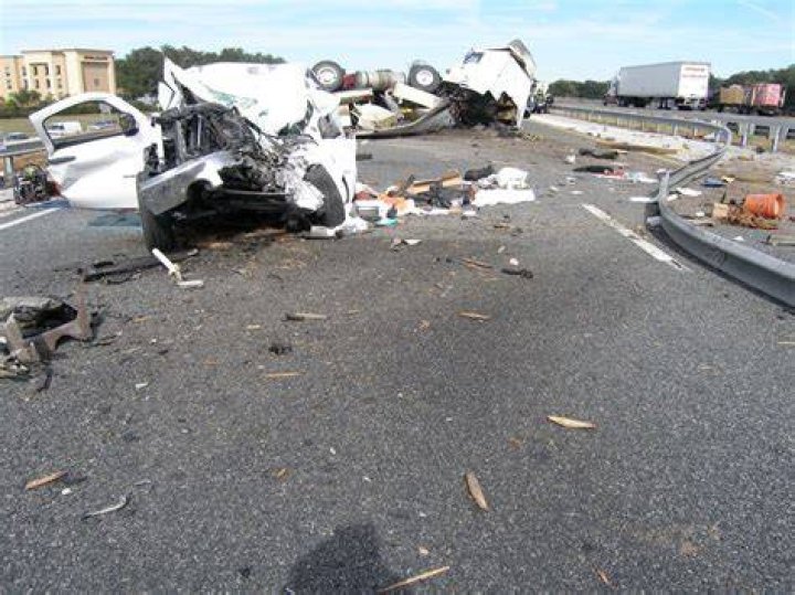 Ocala Post Fatal crash on I75 leaves two dead and one critically injured