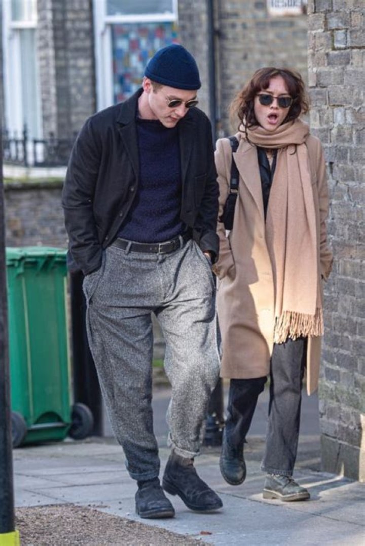 OLIVIA COOKE and Ben Hardy Out in London 02/09/2020 HawtCelebs