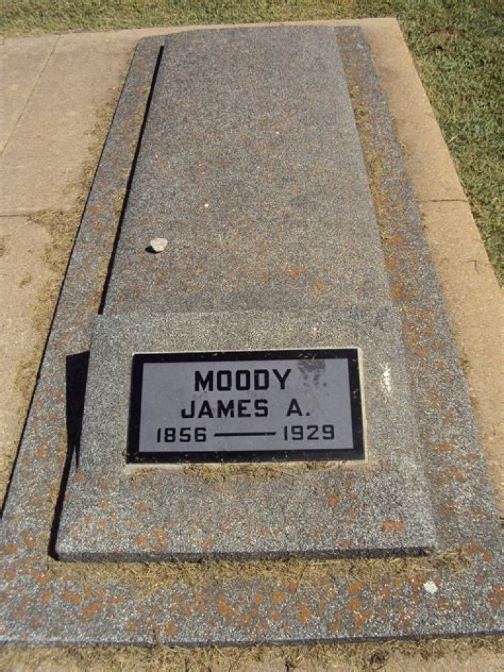 Outdoor columnist Albert Moody passes The LincolnMcCormick Journal