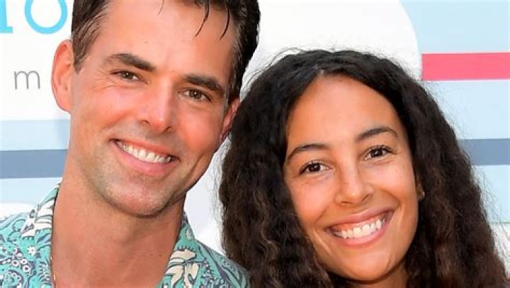 Paloma Jonas, Jason Thompson Wife Bio, Net Worth, Married, Husband