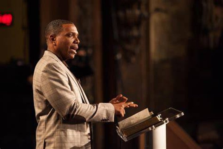 Pastor Creflo Dollar Wants His Congregation to Buy Him a 65 Million