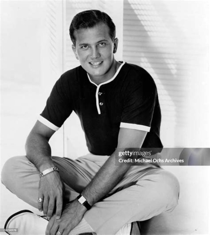 Pat Boone's Cowboy Cookies; Veal Supreme Pat boone, Singer, Famous faces