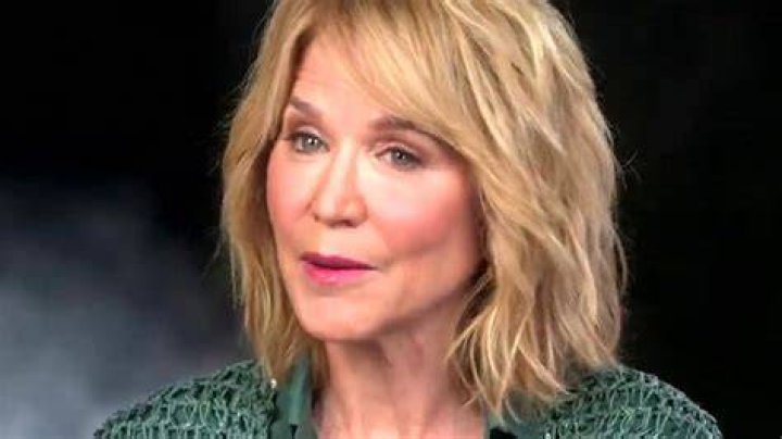 Paula Zahn's Wrinkled & Ruched Dress Hit Or Miss? (PHOTOS, POLL