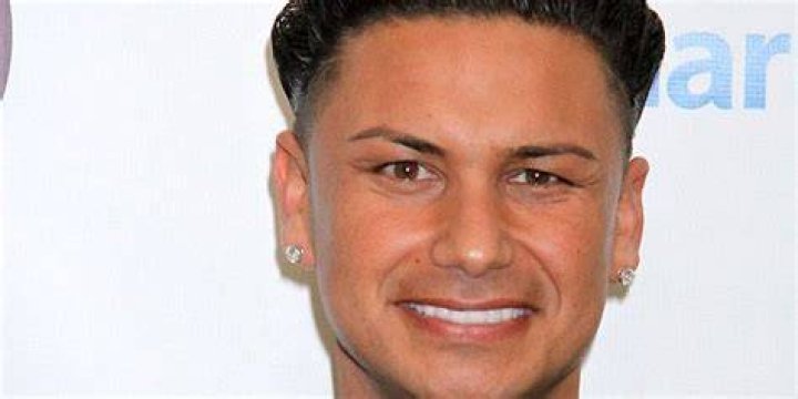 Pauly D Age, Bio, Birthday, Family, Net Worth National Today