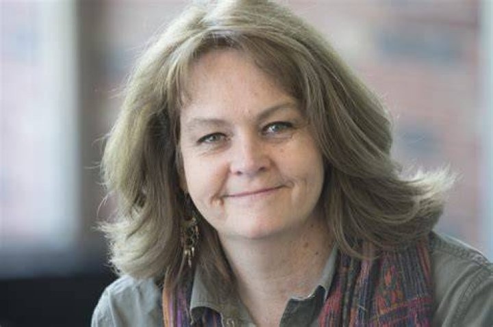 Peggy Fulbright Pfohl: Advancing International Understanding Through Education
