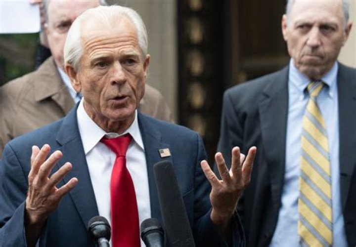 Peter Navarro sees 'at least' Dow 32,000 in 2020 and US economic growth