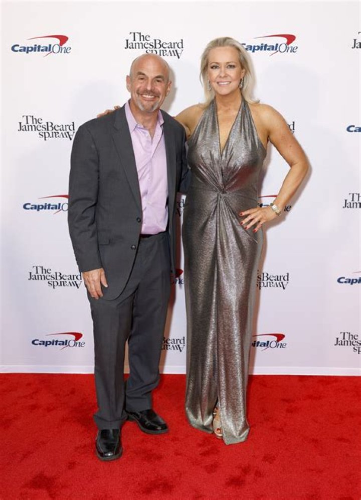 Peter Sagal Wiki, Age, Height, Net Worth, Wife, Children and NPR