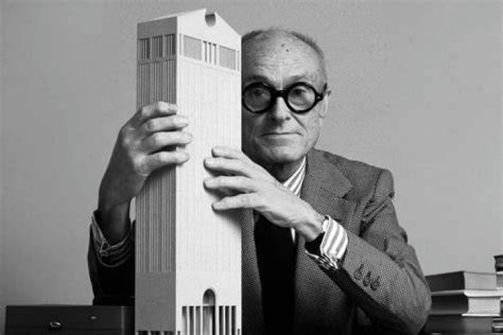 Philip Johnson Biography Childhood, Life Achievements & Timeline