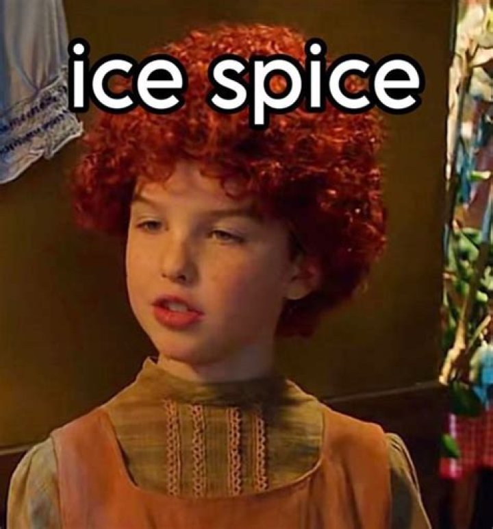 Pics Of Ice Spice With out Orphan Annie Wig & Earlier than BBL Surgical