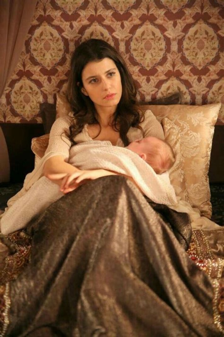 Pin by Samora on Beren saat Character inspiration, Kösem, Sultan