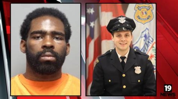Police officer fatally shot in Iowa; suspect arrested