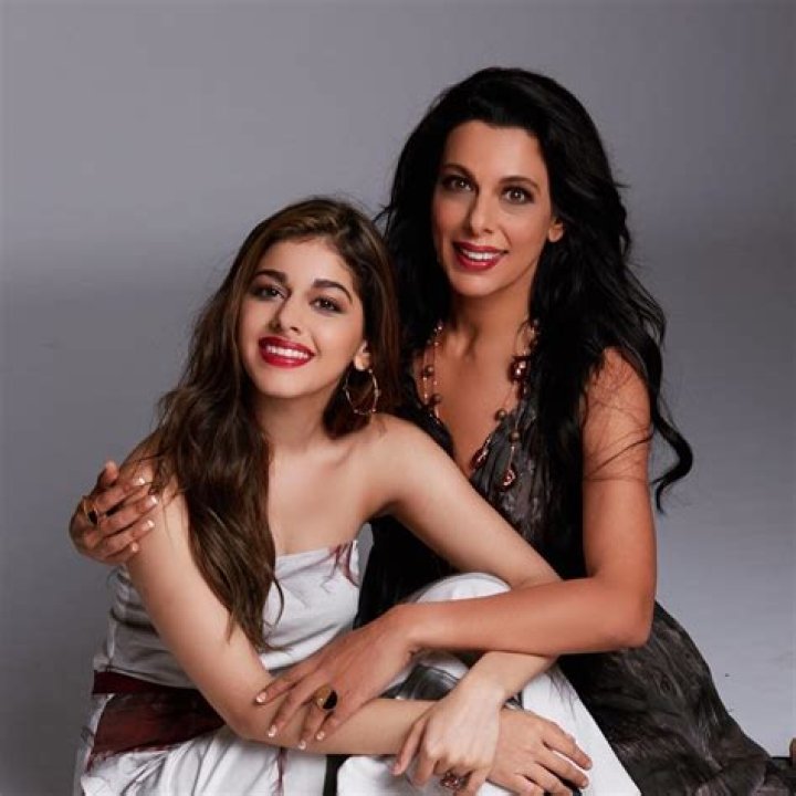 Pooja Bedi’s Daughter Aalia Furniturewalla is All Set to Make Her