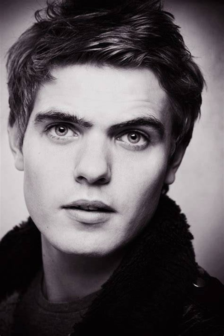 Poze Alex Roe Actor Poza 6 din 13 CineMagia.ro