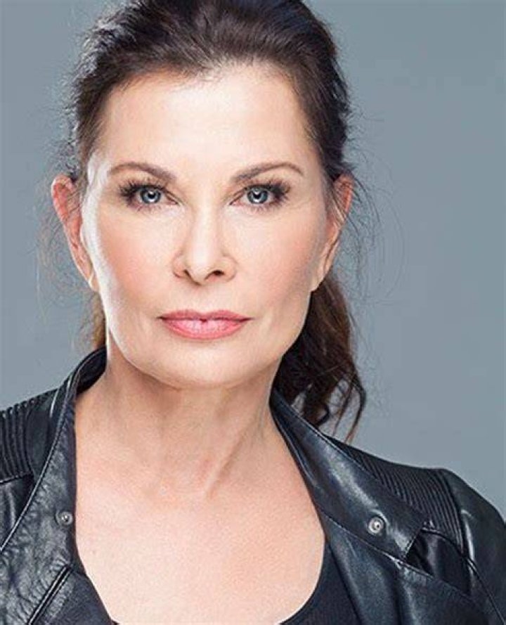 Poze Jane Badler Actor Poza 11 din 35 CineMagia.ro
