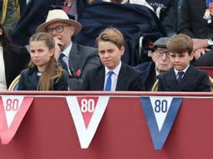 Princess Charlotte & Prince Louis Hold Hands While Prince Is