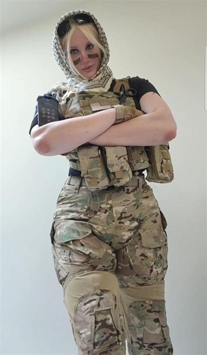 R6 Valkyrie by Brynn Woods r/nsfwcosplay
