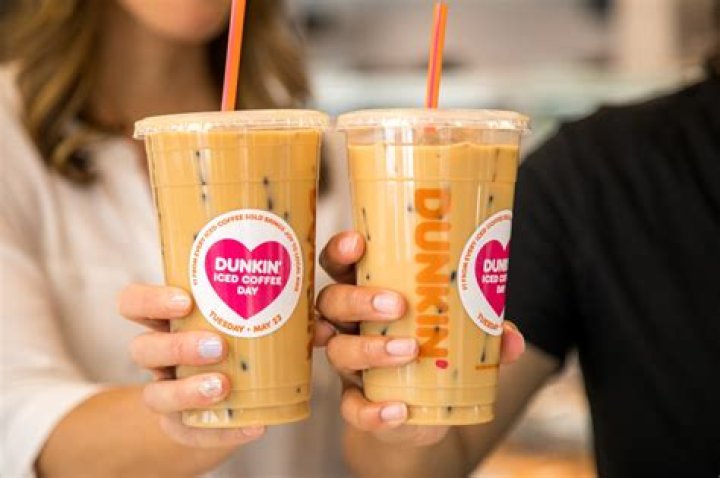 &radic; Dunkin Donuts Medium Iced Coffee With Oat Milk Calories