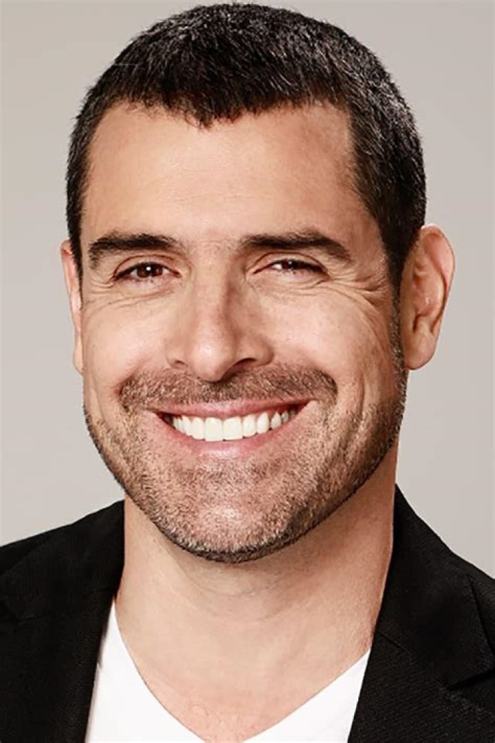Rafael Novoa About Entertainment.ie