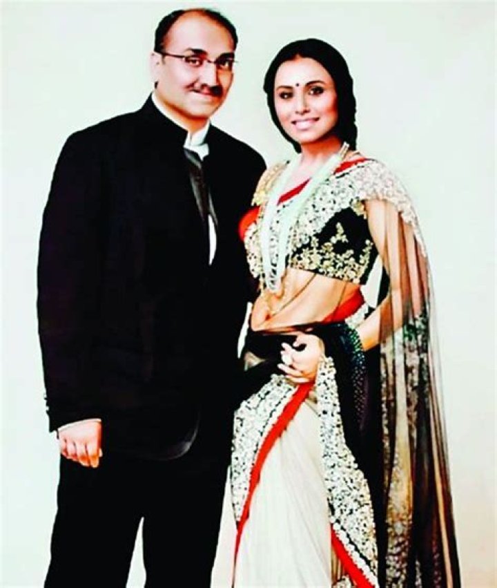 Rani Mukerji Height, Bio, Weight, Net worth, Age, Family, Husband