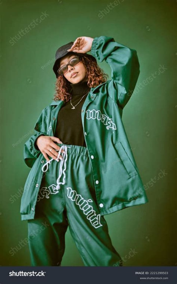 Rap Aesthetic, Green Aesthetic, Artist Aesthetic, Rap Wallpaper, Green