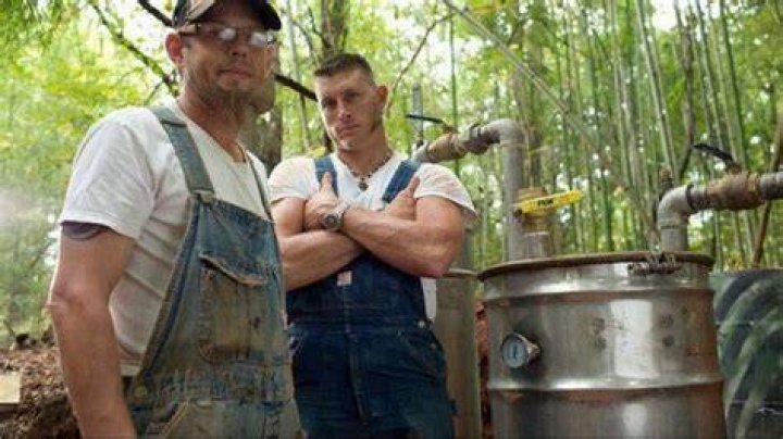 Reasons Why Moonshiners Is Totally Fake