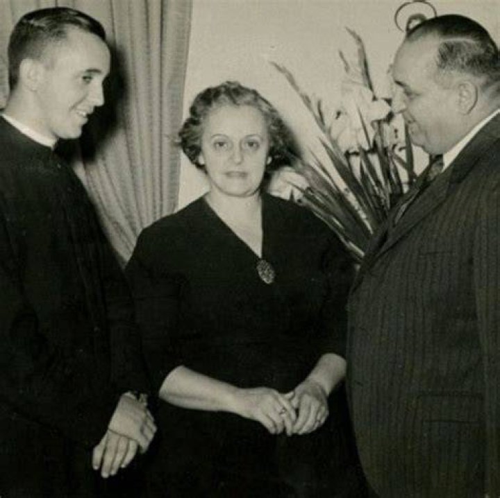 Regina Maria Sivori What Happened To Pope Francis' Mother? Dicy Trends
