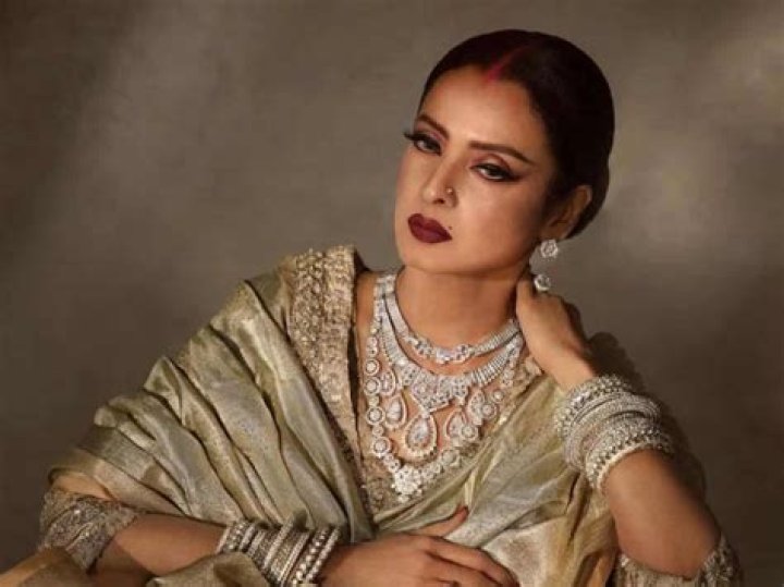 Rekha's Story The Triumphs and Tragedies of Bollywood's 'Other Woman