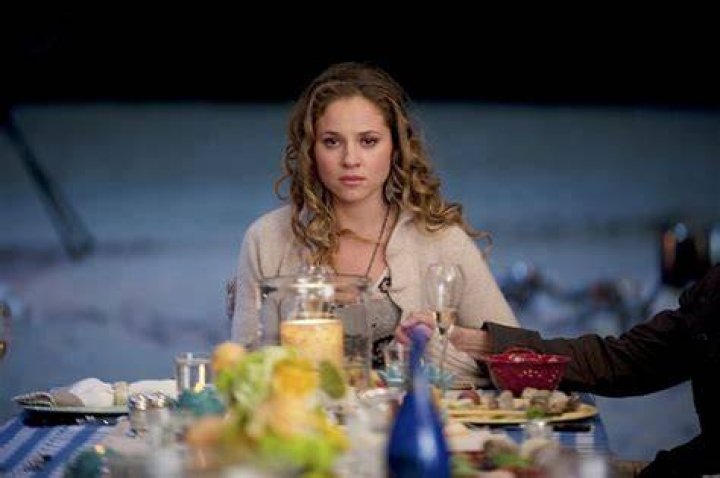 Revenge actress Margarita Levieva rubs fake bump as she films for