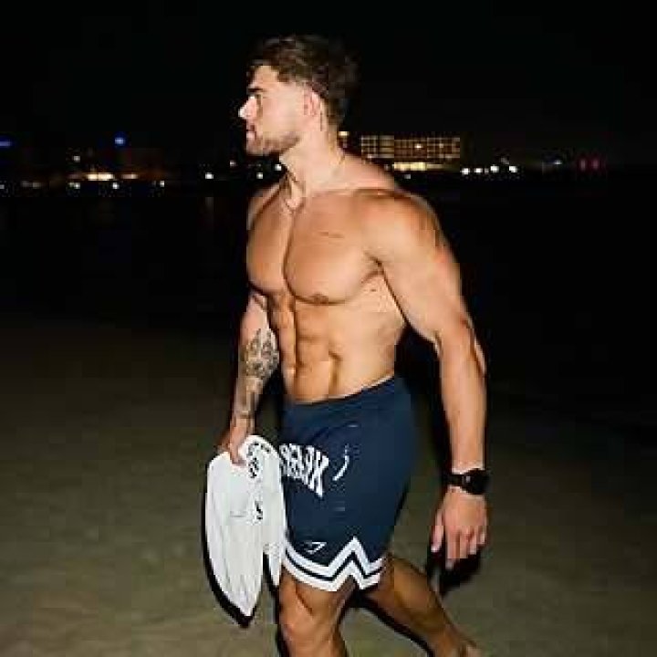 RICHARD DUCHON on Instagram &ldquo;Brutal BICEP workout on a Saturday 👌🏽