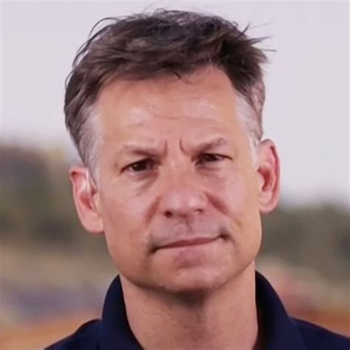 Richard Engel Wikipedia, Age, Net Worth, Salary, Education, Height