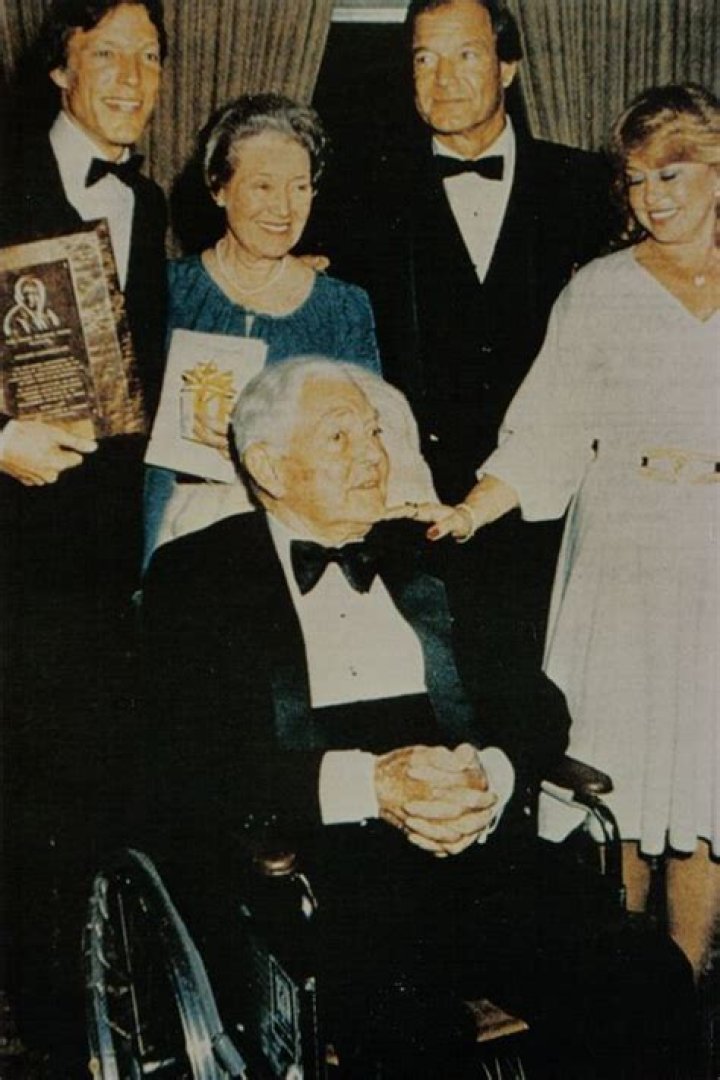 Richard with his mother and father, Elsa and Charles Chamberlain, and