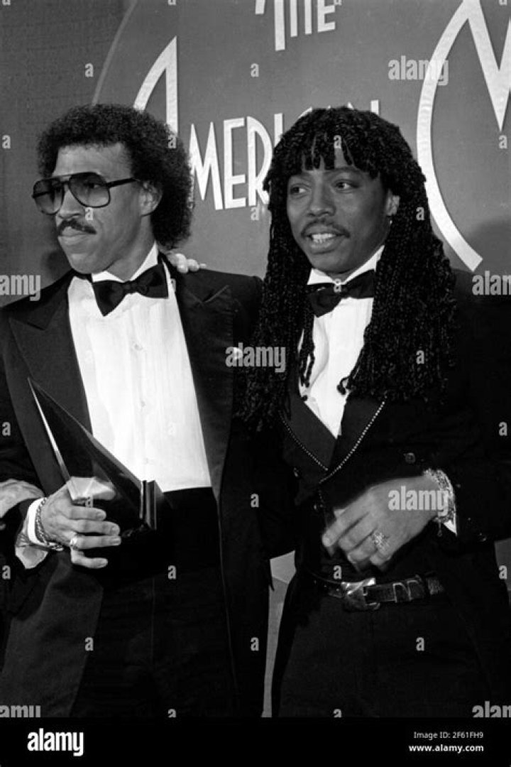 Rick James Helped Lionel Richie's Career By Doing Cocaine and Exposing