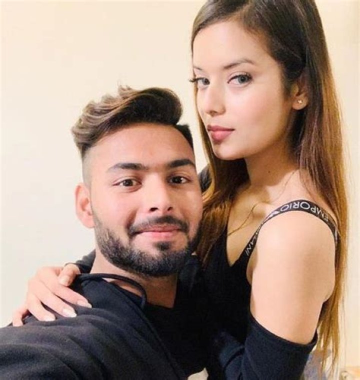 Rishabh Pant Height, Age, Girlfriend, Family, Biography & More