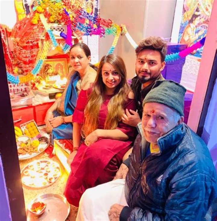 Rishabh Pant Wiki, Age, GF, Family, Height, Net Worth, Biography & More