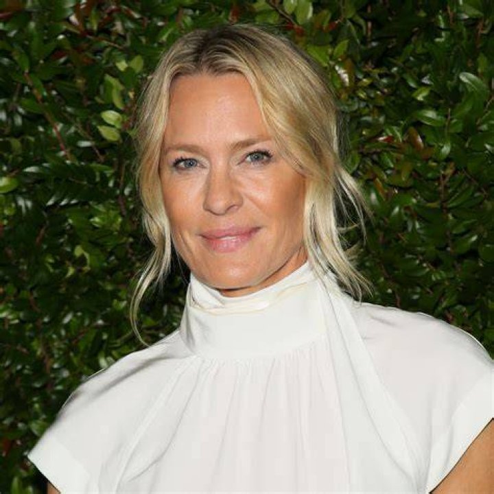 Robin Wright's First Husband, Soap Opera Actor Dane Witherspoon, Dies