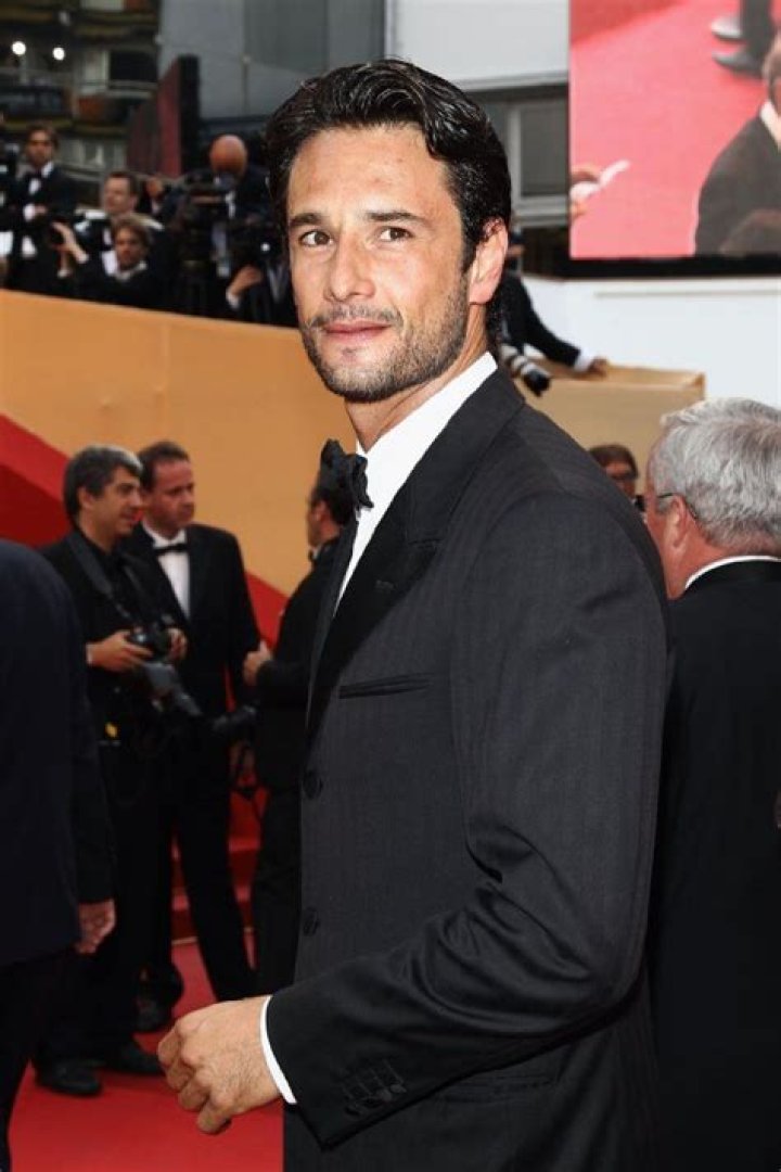 Rodrigo Santoro IMDb Rodrigo Santoro, Kit Harrington, Stephen James