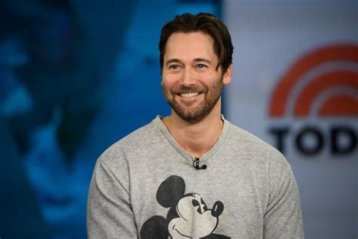 Ryan Eggold Bio, Wiki, Age, Parents, Wife, Height, Blacklist, Net Worth