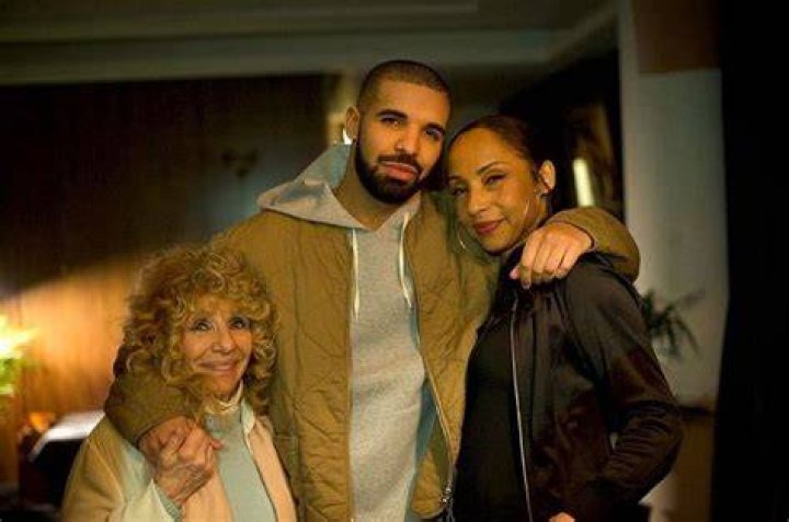 Sade Adu and Family Sade Adu Husband SADE Pinterest Sade adu
