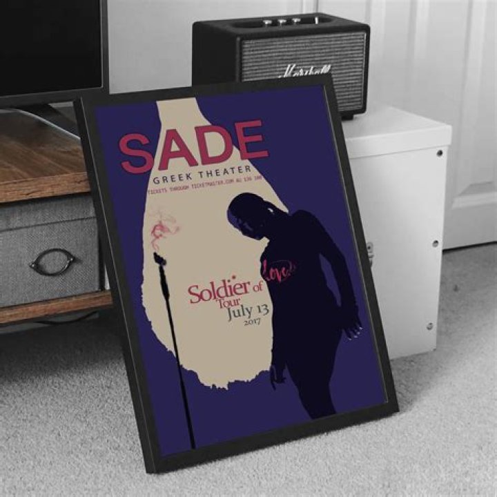 Sade Adu Poster ubicaciondepersonas.cdmx.gob.mx
