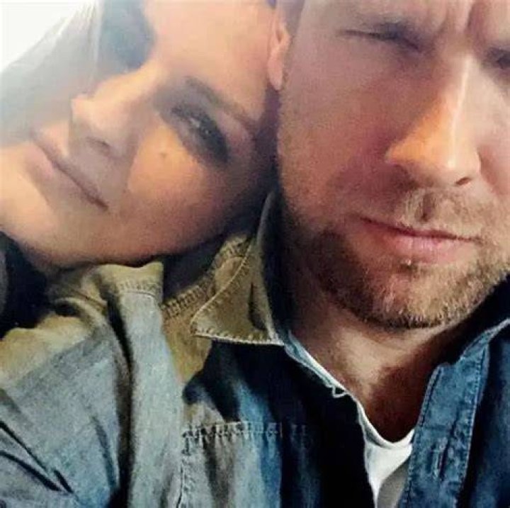 Samantha Chapman Found Husband ToBe? Relationship, Net Worth, Facts