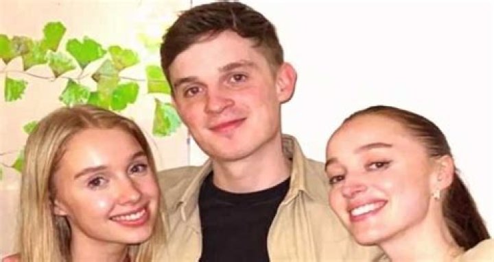 Samuel Dynevor Phoebe Dynevor's Brother, Net Worth, Age